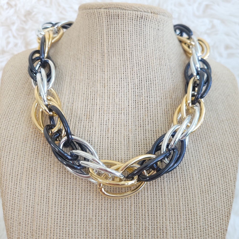Chunky Three Color Necklace - Picture 2 of 3